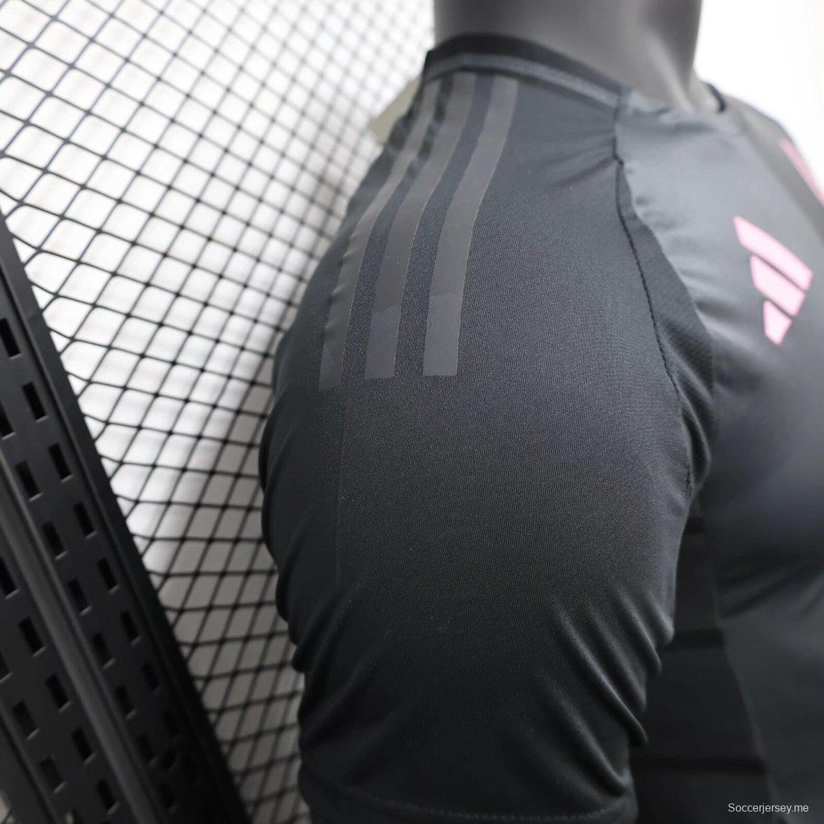 إصدار اللاعب 25/26 قميص انتر ميامي انتر ميامي اوايي