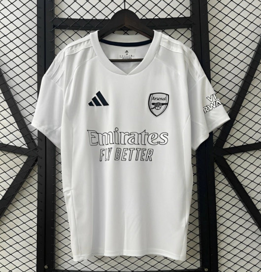 25/26 أرسنال الإصدار الخاص 25/26