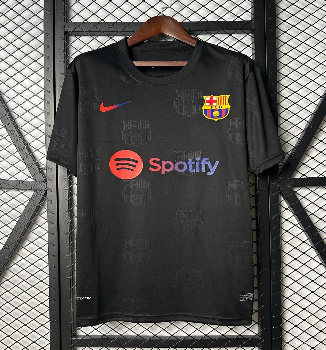 25/26 قميص نادي برشلونة أسود بشعار سبوتيفاي