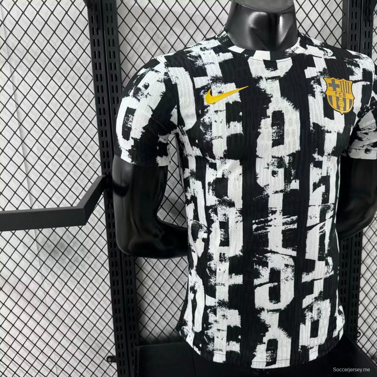 إصدار اللاعب 25/26 قميص برشلونة أبيض بنقشة رسومات تجريدية بيضاء مع قميص برشلونة