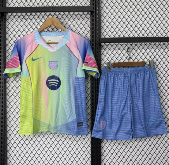 25/26 برشلونة قوس قزح متدرج مع قميص قوس قزح بنمط متعدد الألوان
