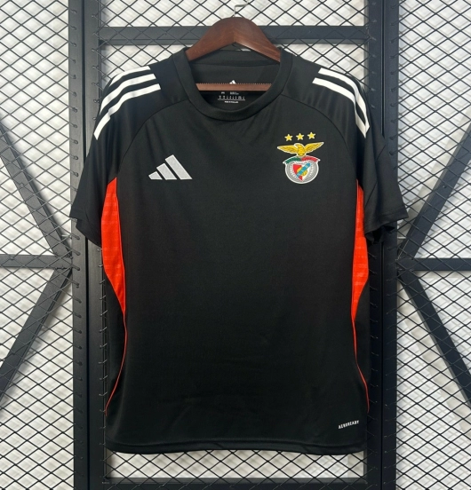 25/26 بنفيكا الإصدار الخاص 25/26