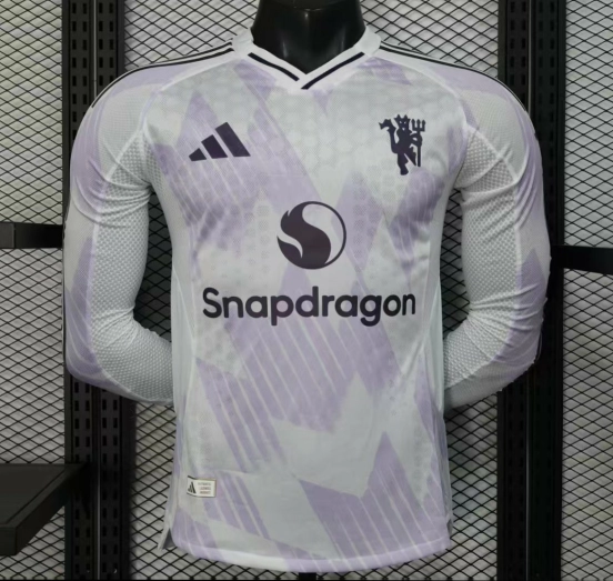 إصدار اللاعب 25/26 قميص بأكمام طويلة الأكمام لمانشستر يونايتد خارج الملعب