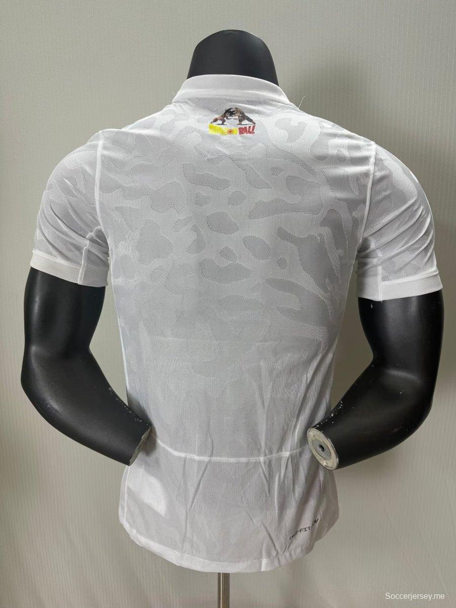 إصدار اللاعب 25/26 قميص خاص أبيض اللون أبيض اللون أبيض اللون من باريس سان جيرمان × دراغون بول