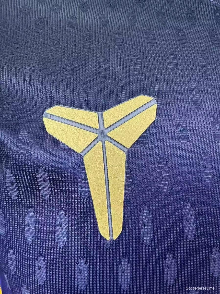 إصدار اللاعب 25/26 قميص برشلونة مامبا آواي مامبا البنفسجي