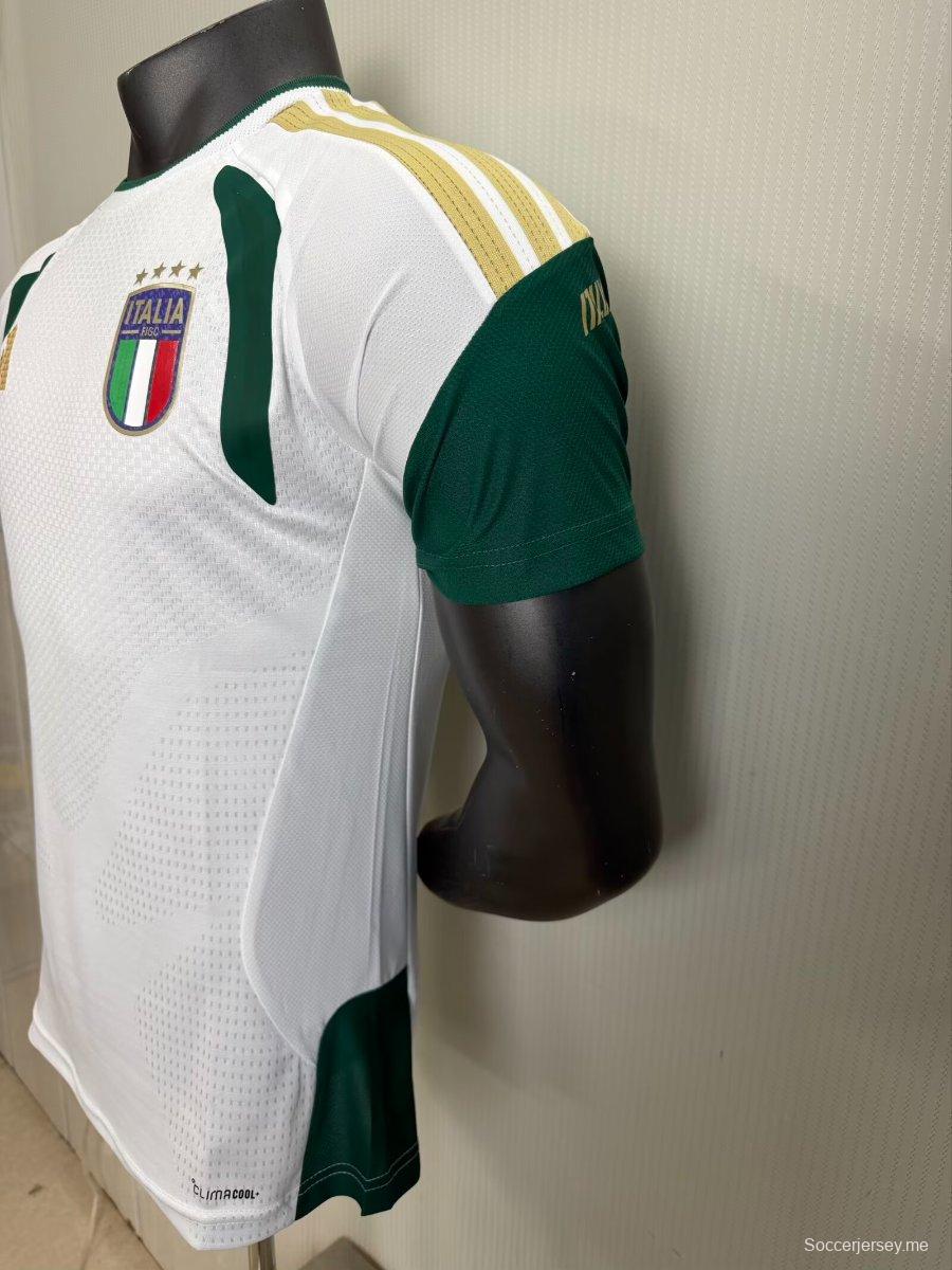 إصدار اللاعب 2026 إيطاليا 2026 قميص التدريب قبل المباراة باللون الأبيض