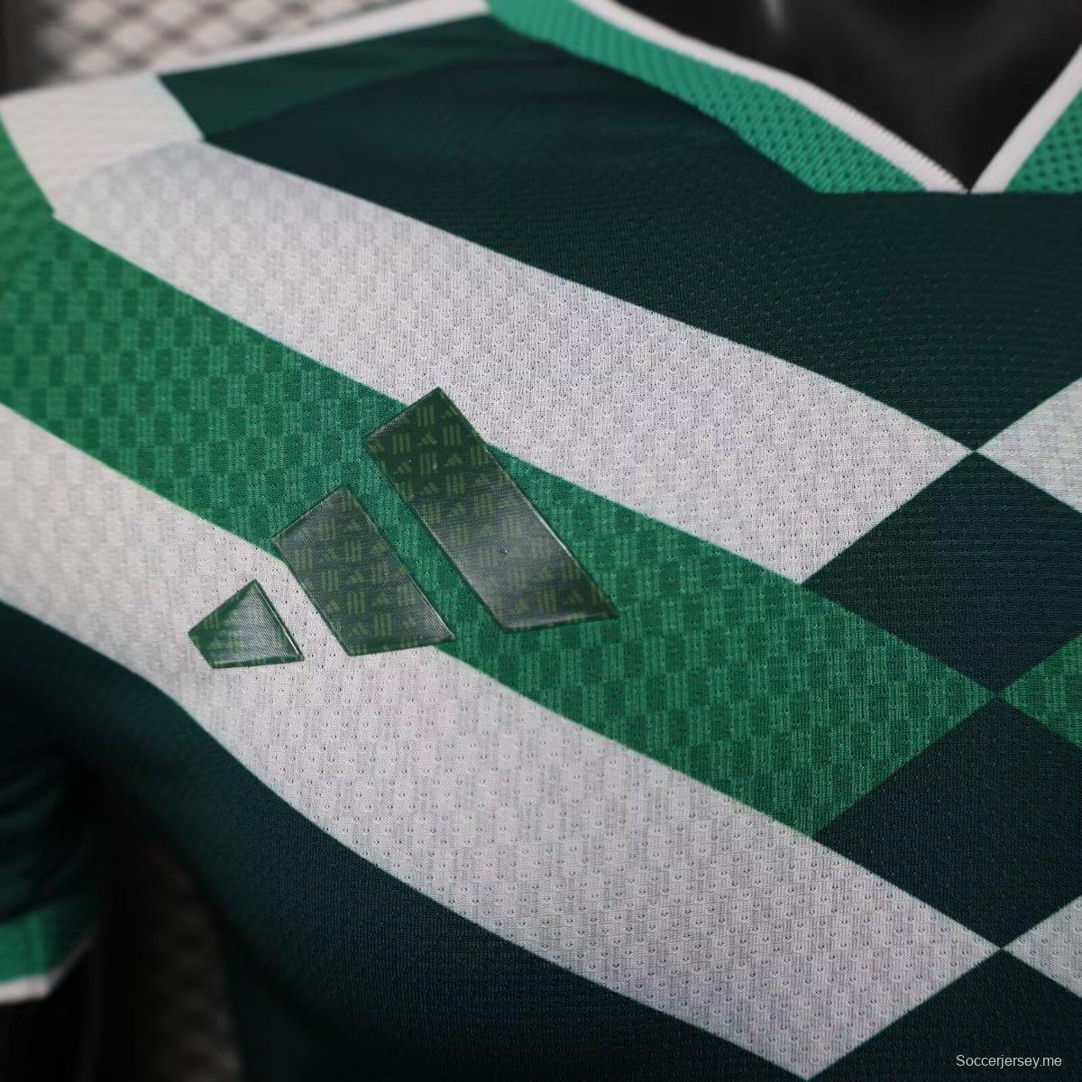 إصدار اللاعب 2026 قميص المملكة العربية السعودية الأخضر قبل المباراة 2026