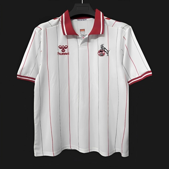 القميص الخاص الأبيض لـ 25/26 كولونيا