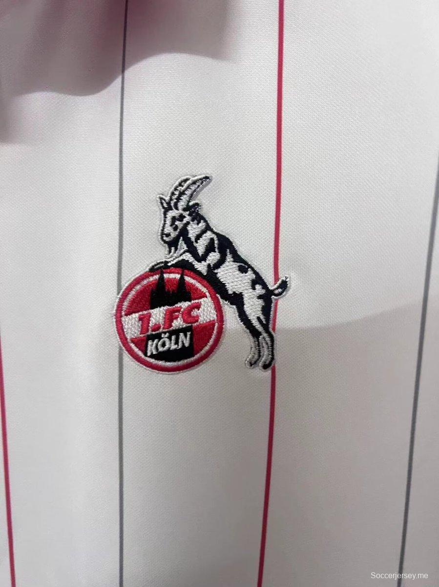 القميص الخاص الأبيض لـ 25/26 كولونيا