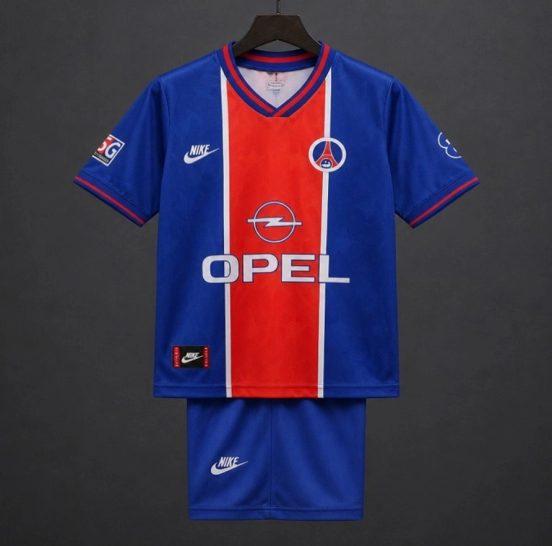 قميص باريس سان جيرمان (PSG) للعب على أرضه لموسم 95/96